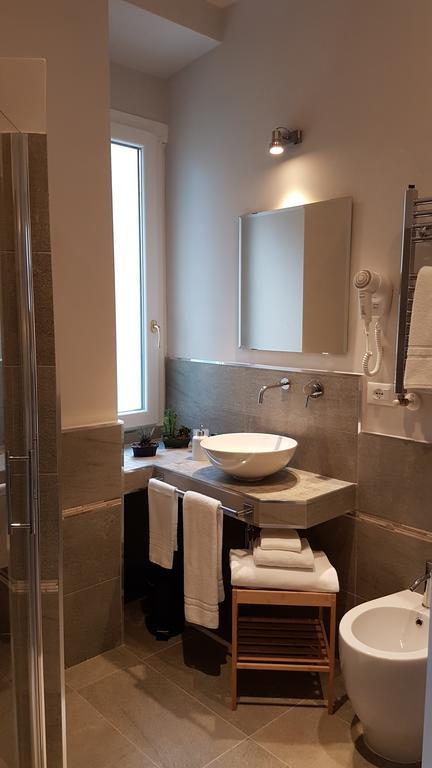 Roman Suite Guest House Buitenkant foto
