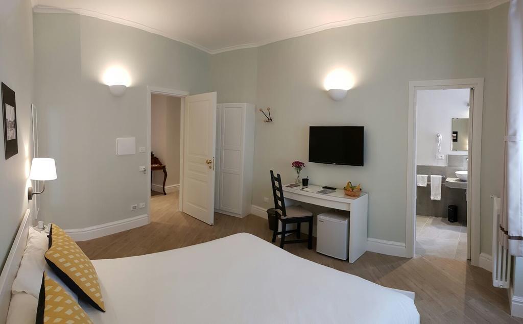 Roman Suite Guest House Buitenkant foto