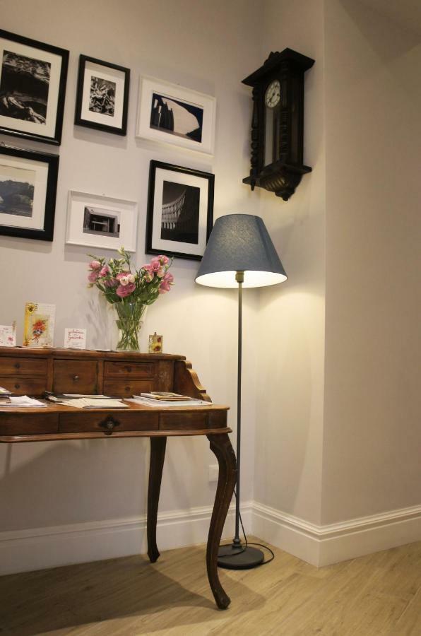Roman Suite Guest House Buitenkant foto